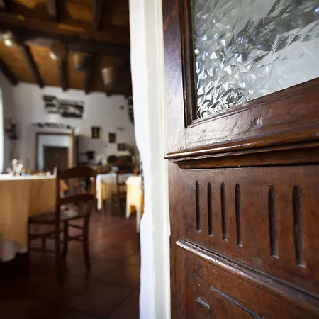 Lägenhetshotell Antica Molina 4*