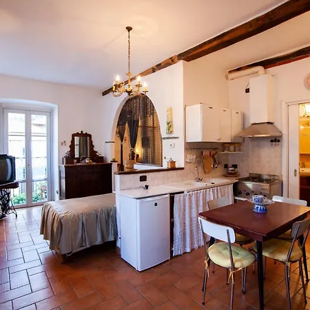 Antica Molina Aparthotel Faggeto Lario